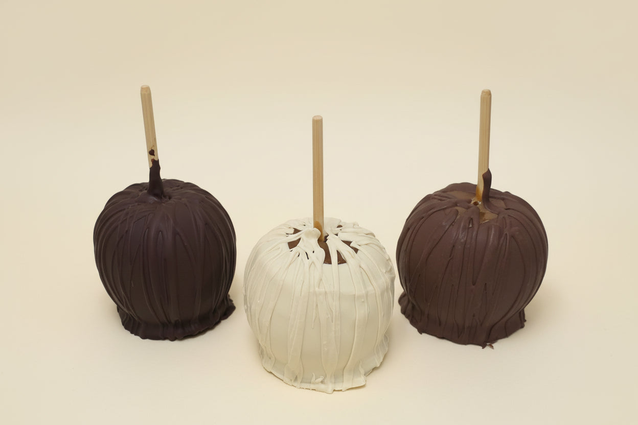 Chocolate Caramel Apples with drizzle