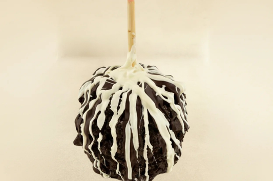 Cookies & Cream Caramel Apple